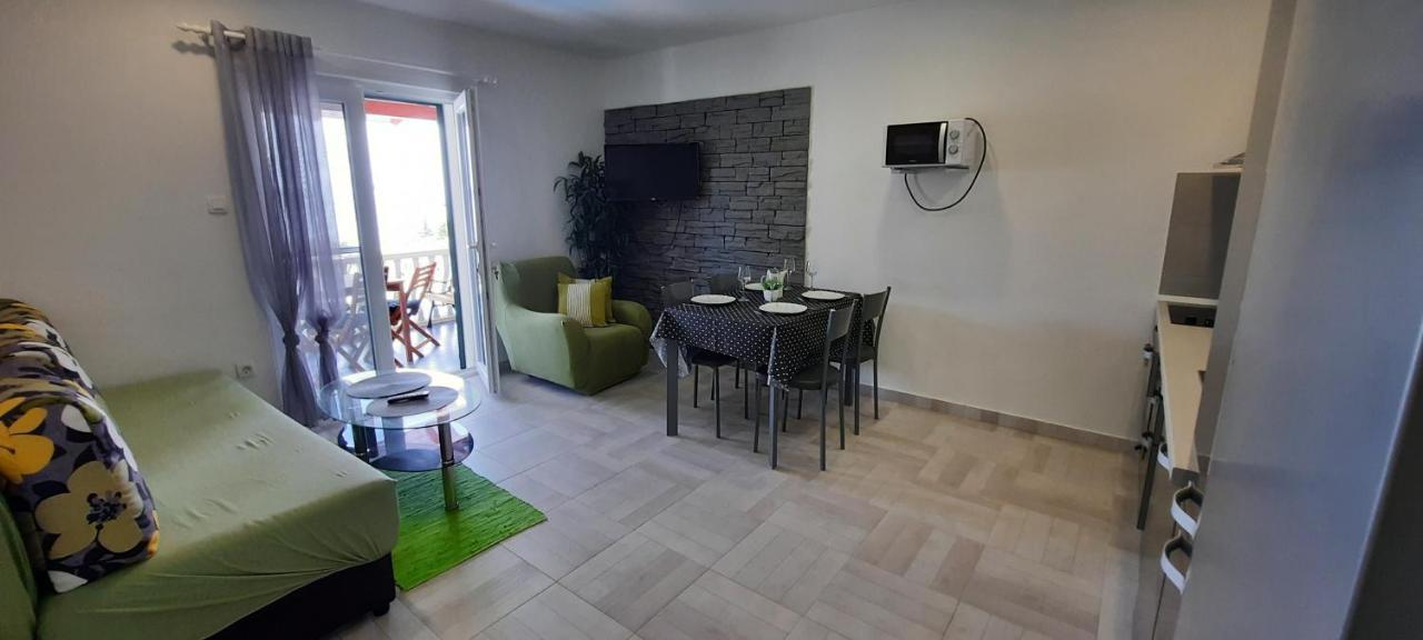 Apartments Suho Komiza Ngoại thất bức ảnh