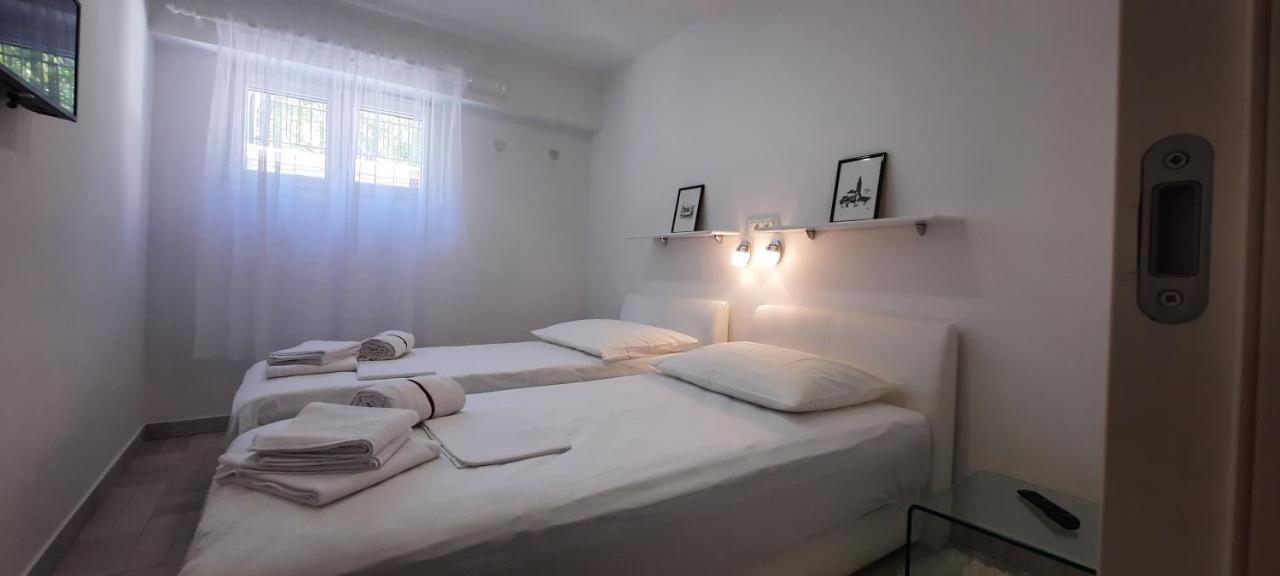 Apartments Suho Komiza Ngoại thất bức ảnh