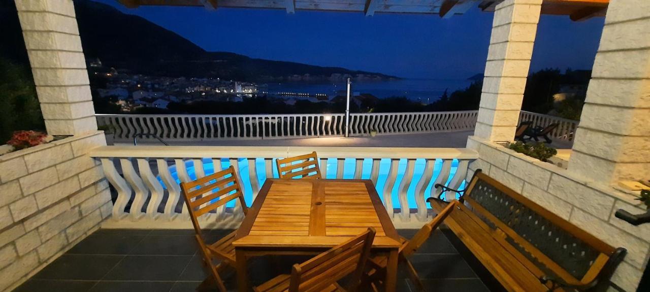 Apartments Suho Komiza Ngoại thất bức ảnh